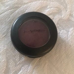 MAC Eyeshadow - Plum